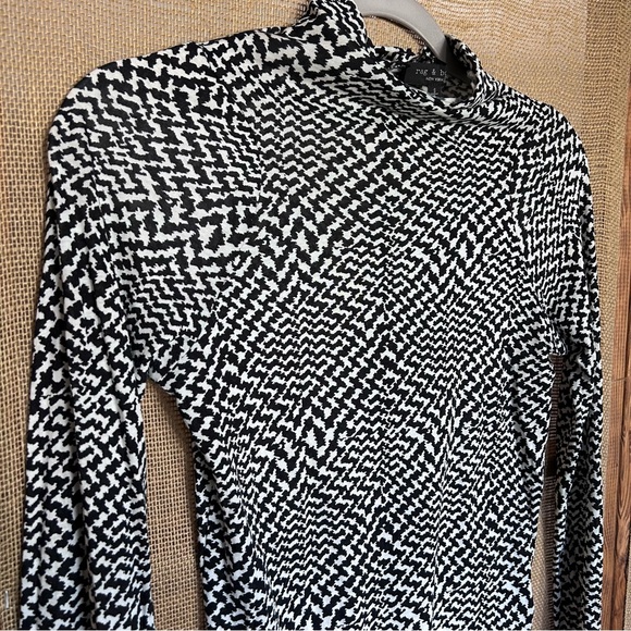 Rag & Bone Turtleneck Top - Picture 8 of 8